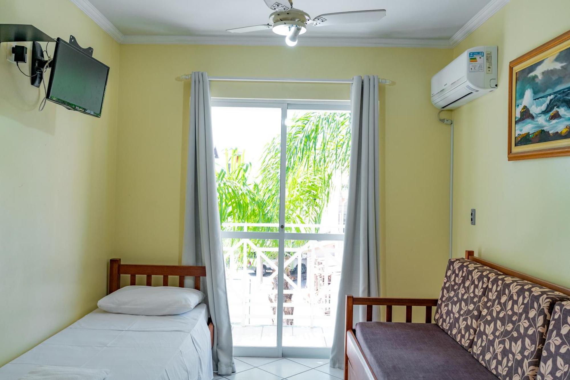 Hanna San Diego Apart Hotel Florianopolis Room photo